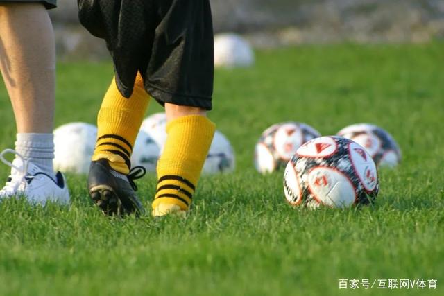 内维尔痛批曼联表现：无斗志的糟糕时刻令人失望